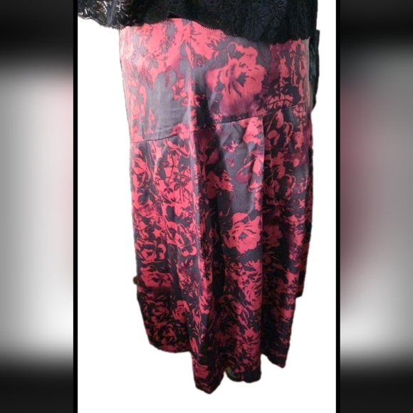 Long Tall Sally Red Floral Pleated Midi Skirt US 14 Silk-Feel Hidden Zip - Picture 5 of 11